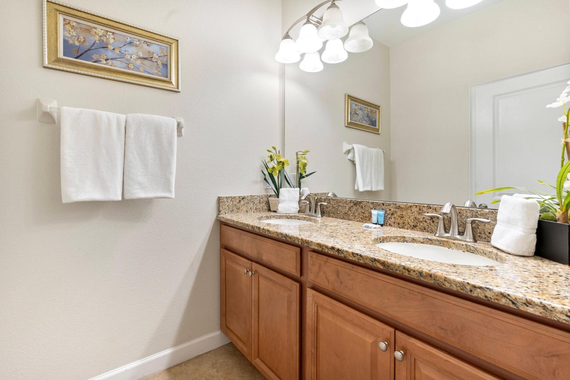 Amazing 5 Bedrooms 04ba At Storey * Kissimmee