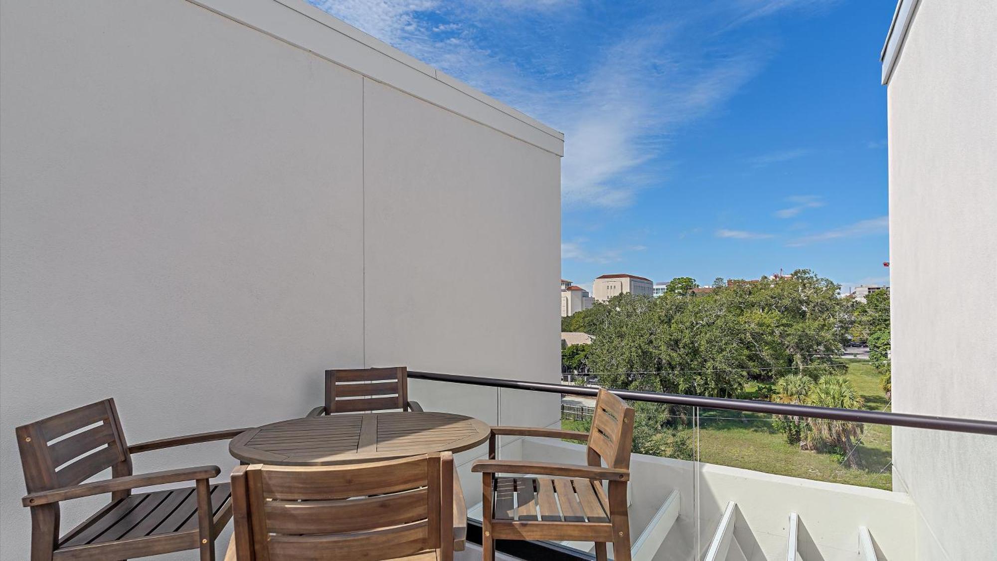 Uptown Luxury On Audubon * Sarasota