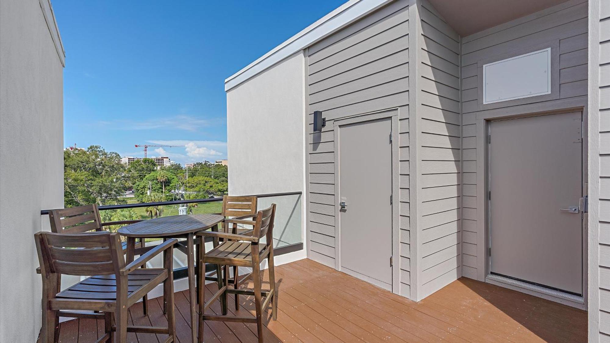Uptown Luxury On Audubon Holiday home