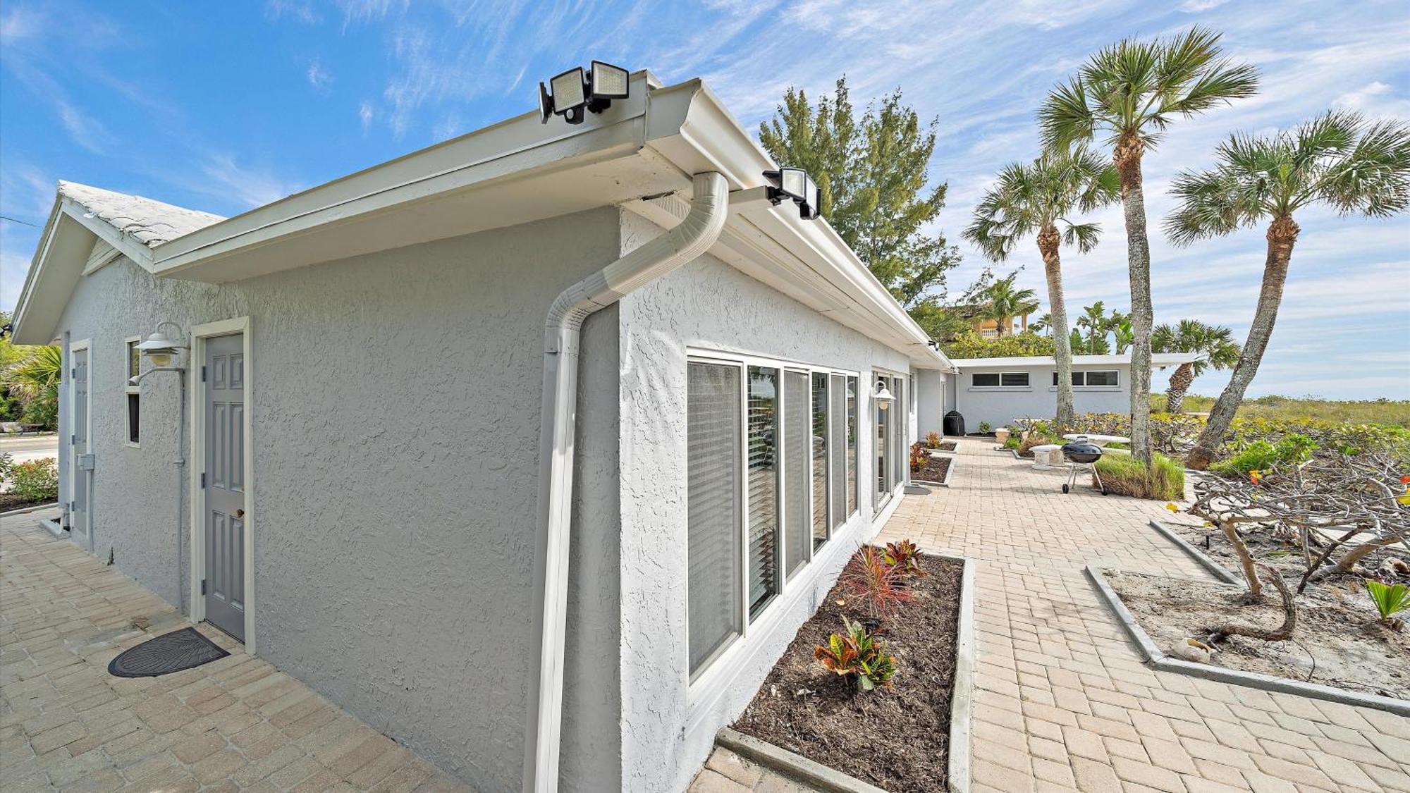 Hermanas 4 Apartment Longboat Key