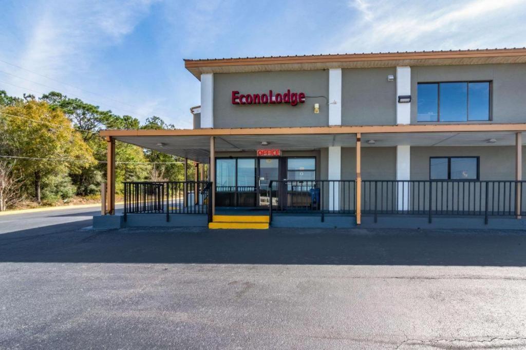 Econo Crestview