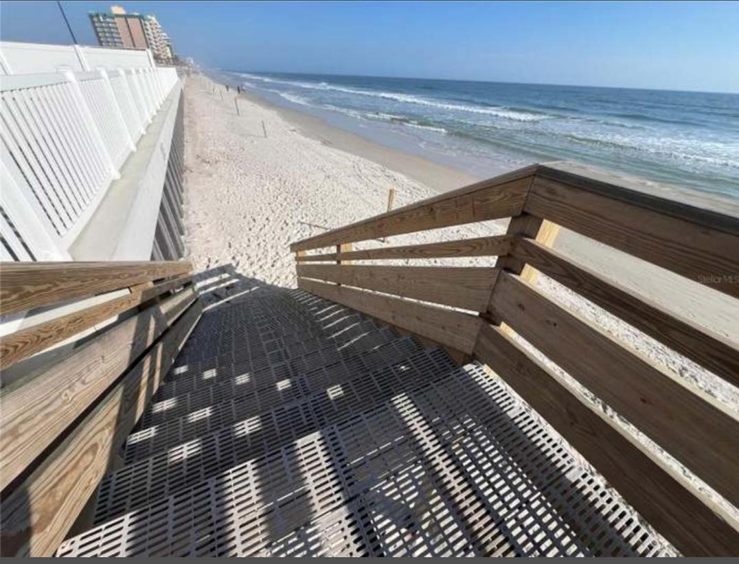 Oceanview W Balcony - Castaways * Daytona Beach