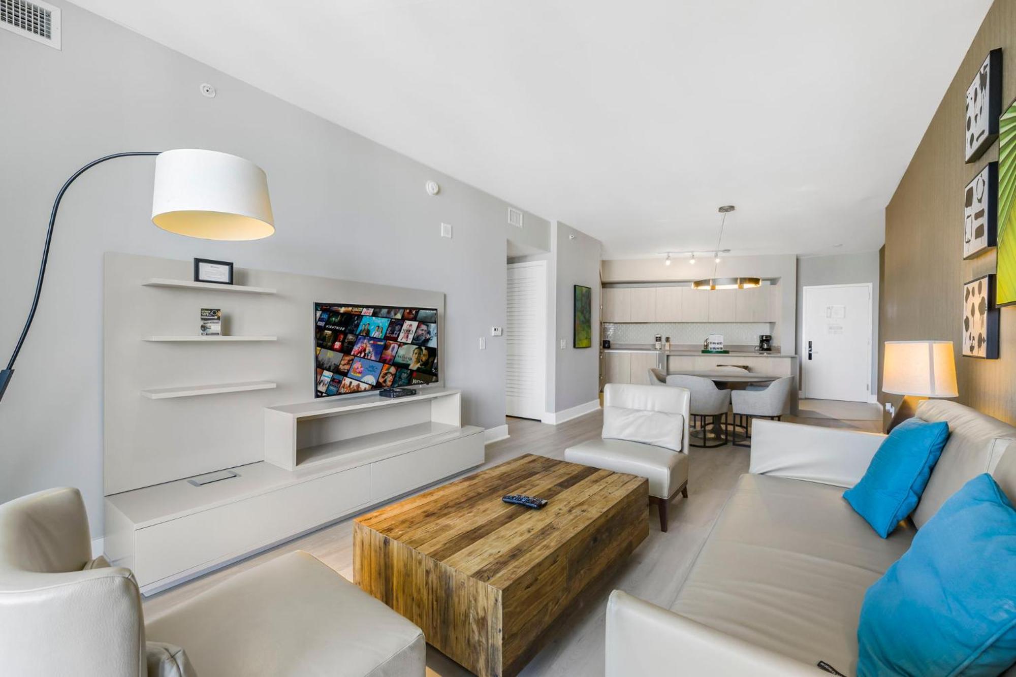 Beautiful Views From A Comfortable With Access!