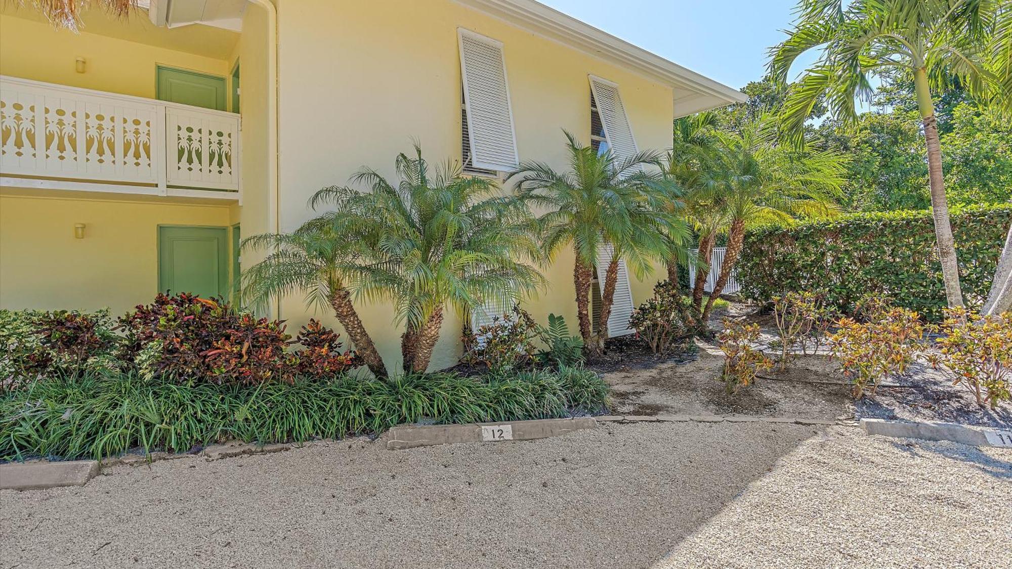 Apartment Just Beachy Longboat Key