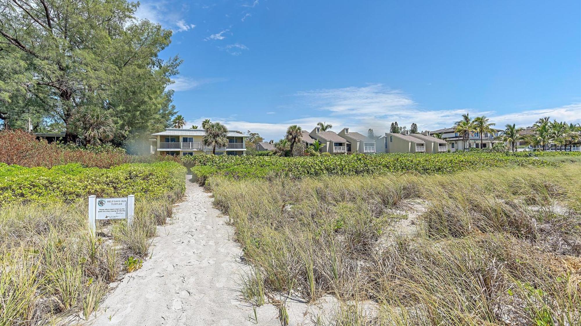 Just Beachy Apartment Longboat Key