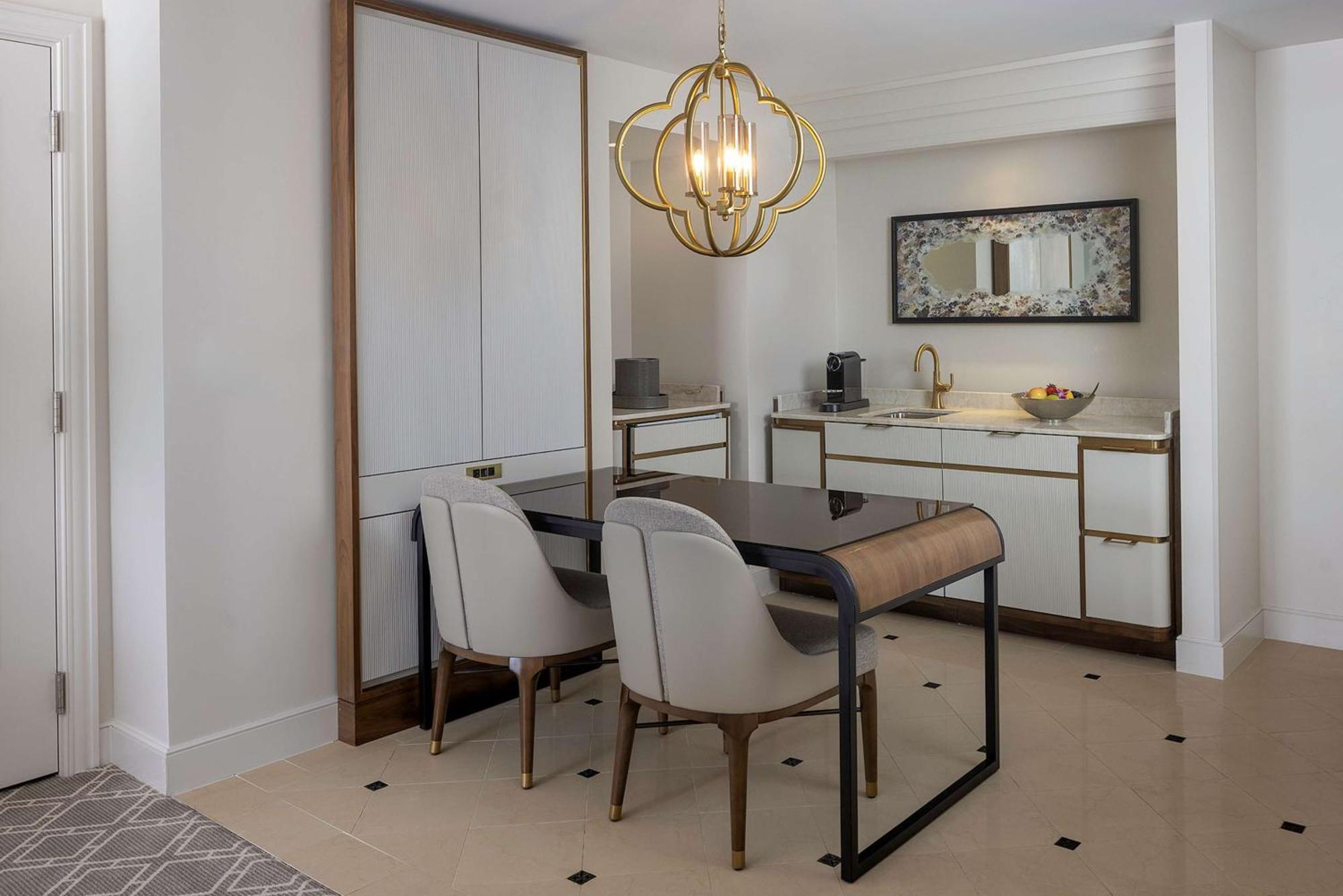Waldorf Astoria Orlando - An Official Walt World Resort 5*