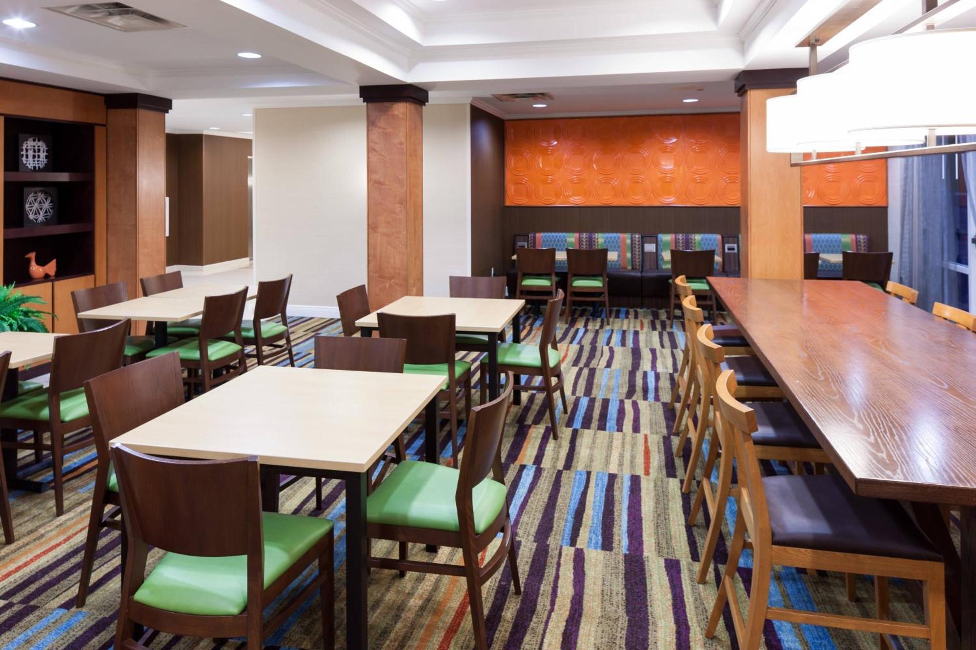 Fairfield & Butler Boulevard 3*