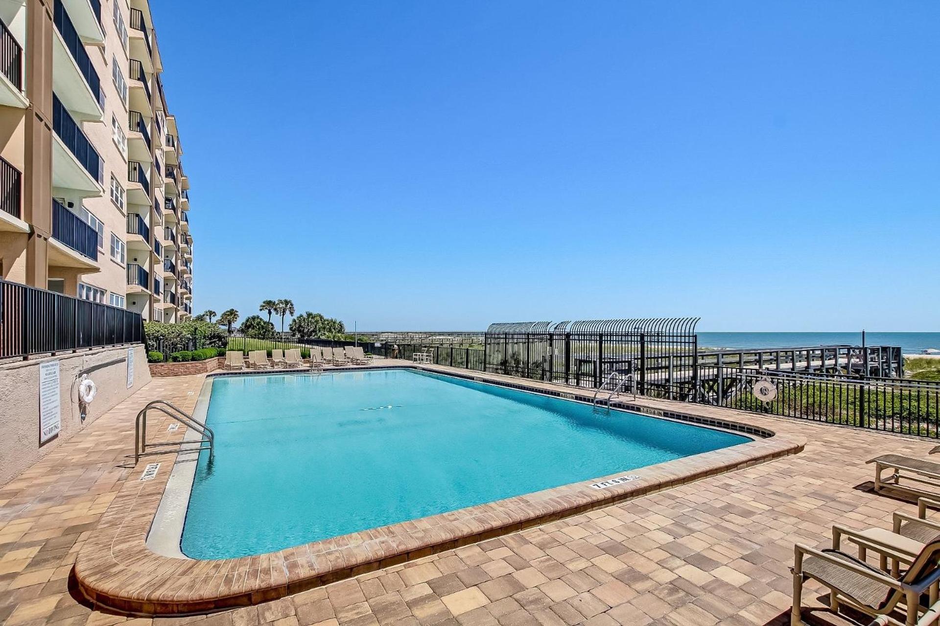 Oceanview Amelia South Apartment