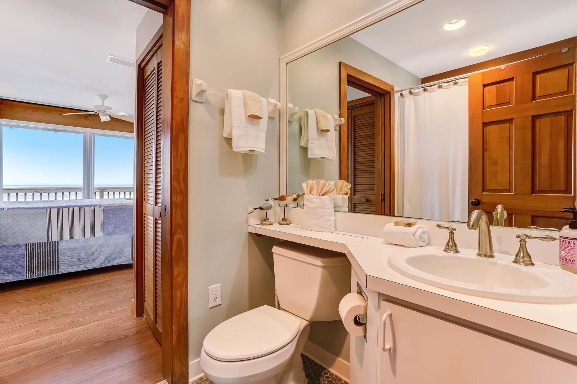 Oceanfront Pet Friendly Unit *