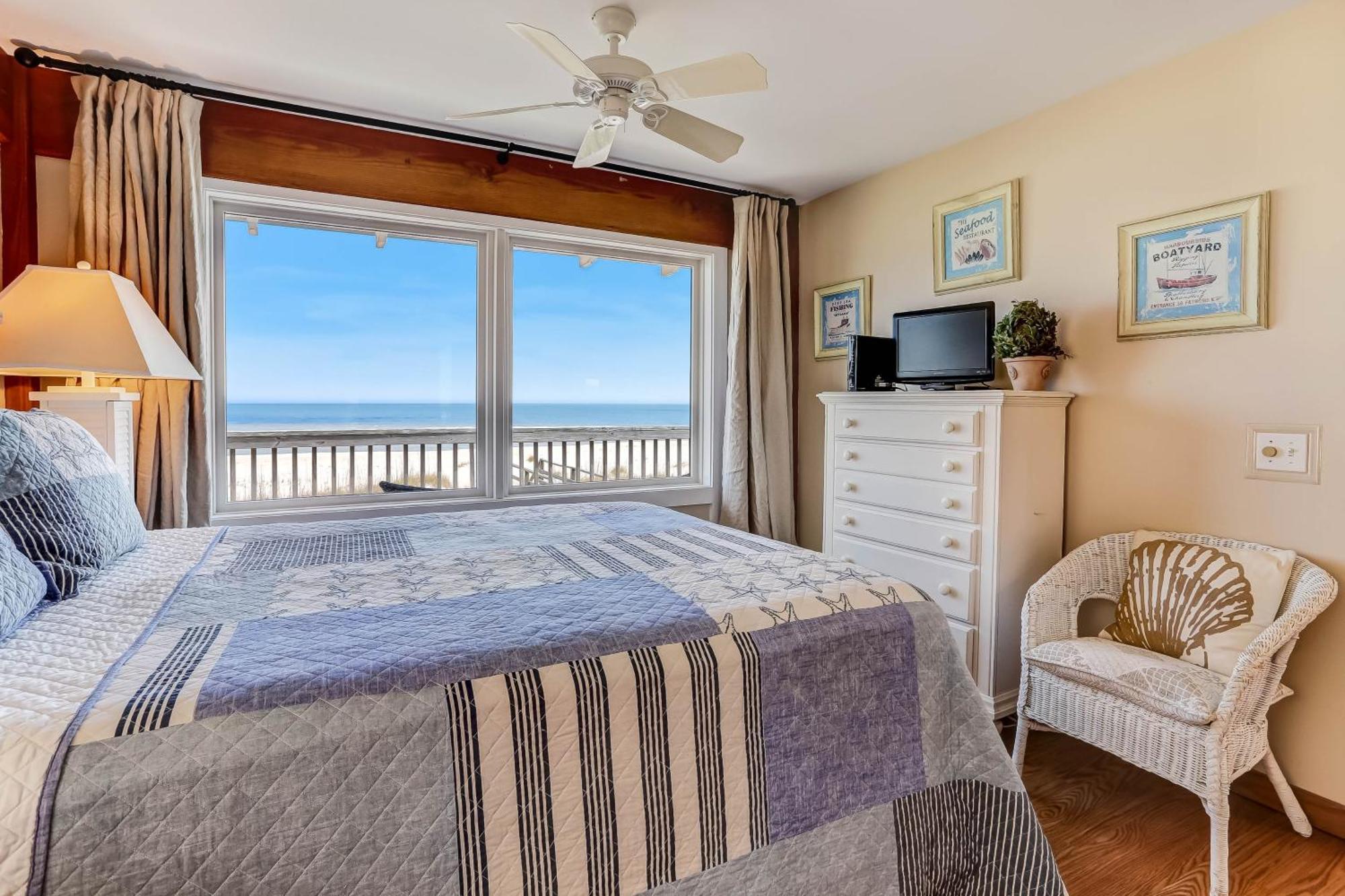 Oceanfront Pet Friendly Unit