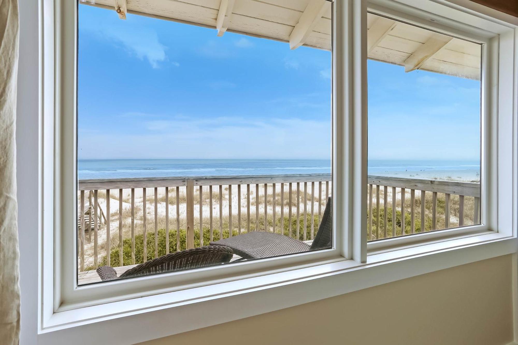 Hotel Oceanfront Pet Friendly Unit *