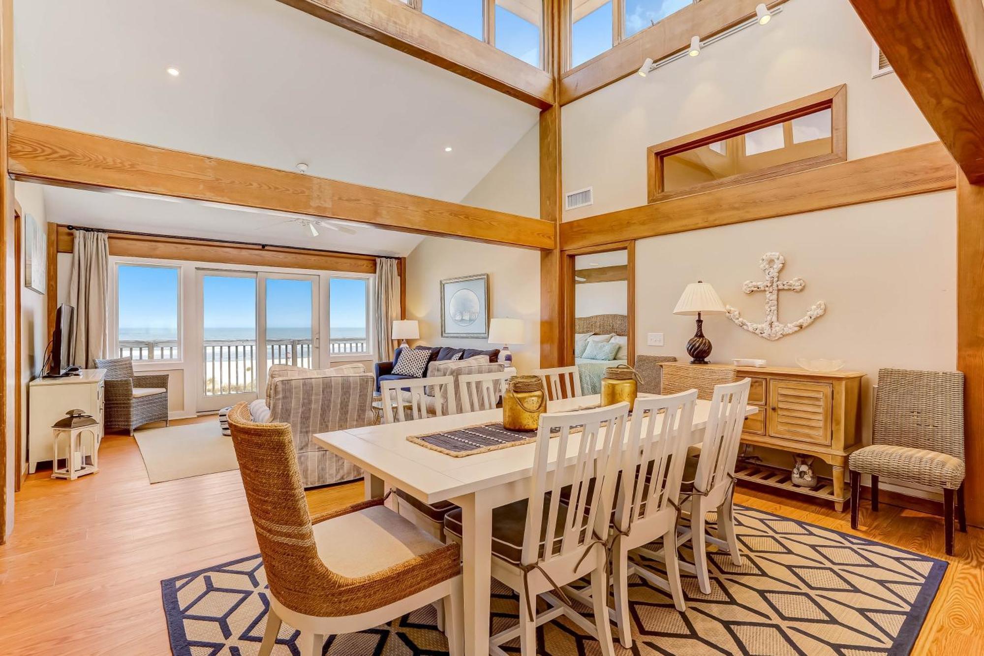 Oceanfront Pet Friendly Unit *