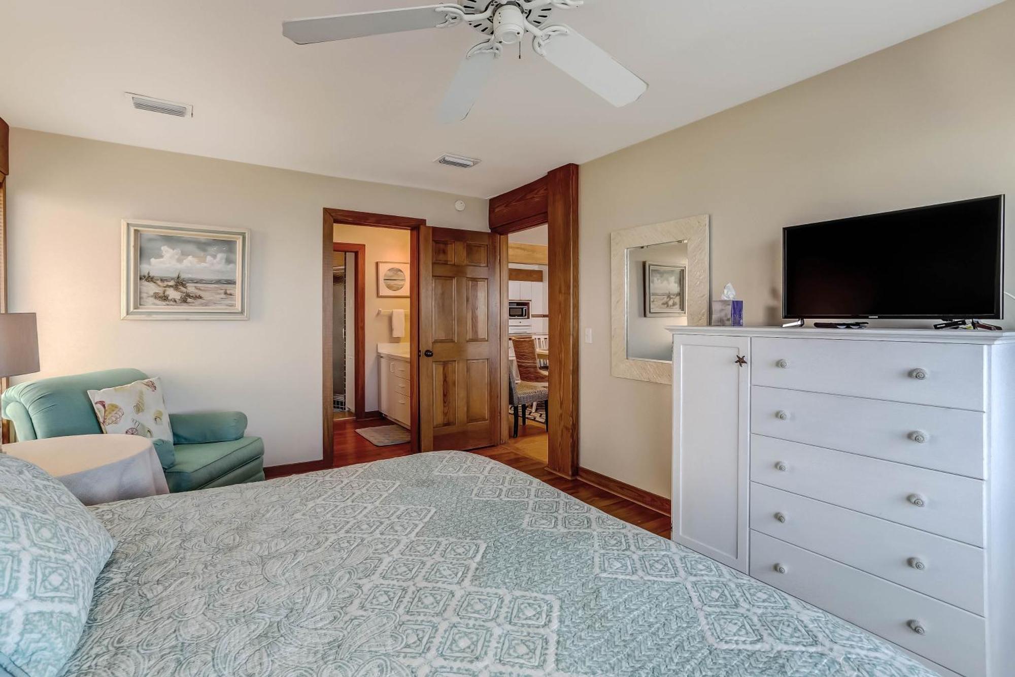 Oceanfront Pet Friendly Unit Hotel Fernandina Beach
