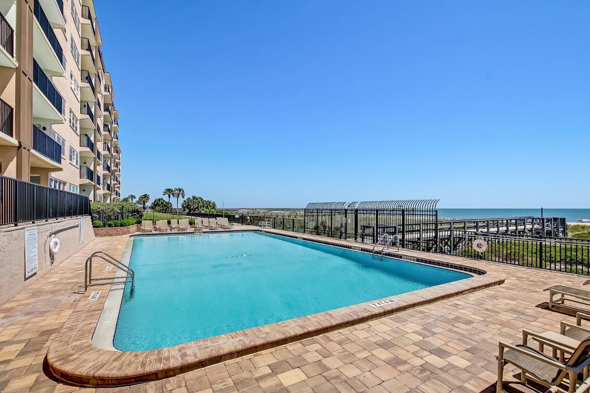 Amelia South Oceanview Apartment *