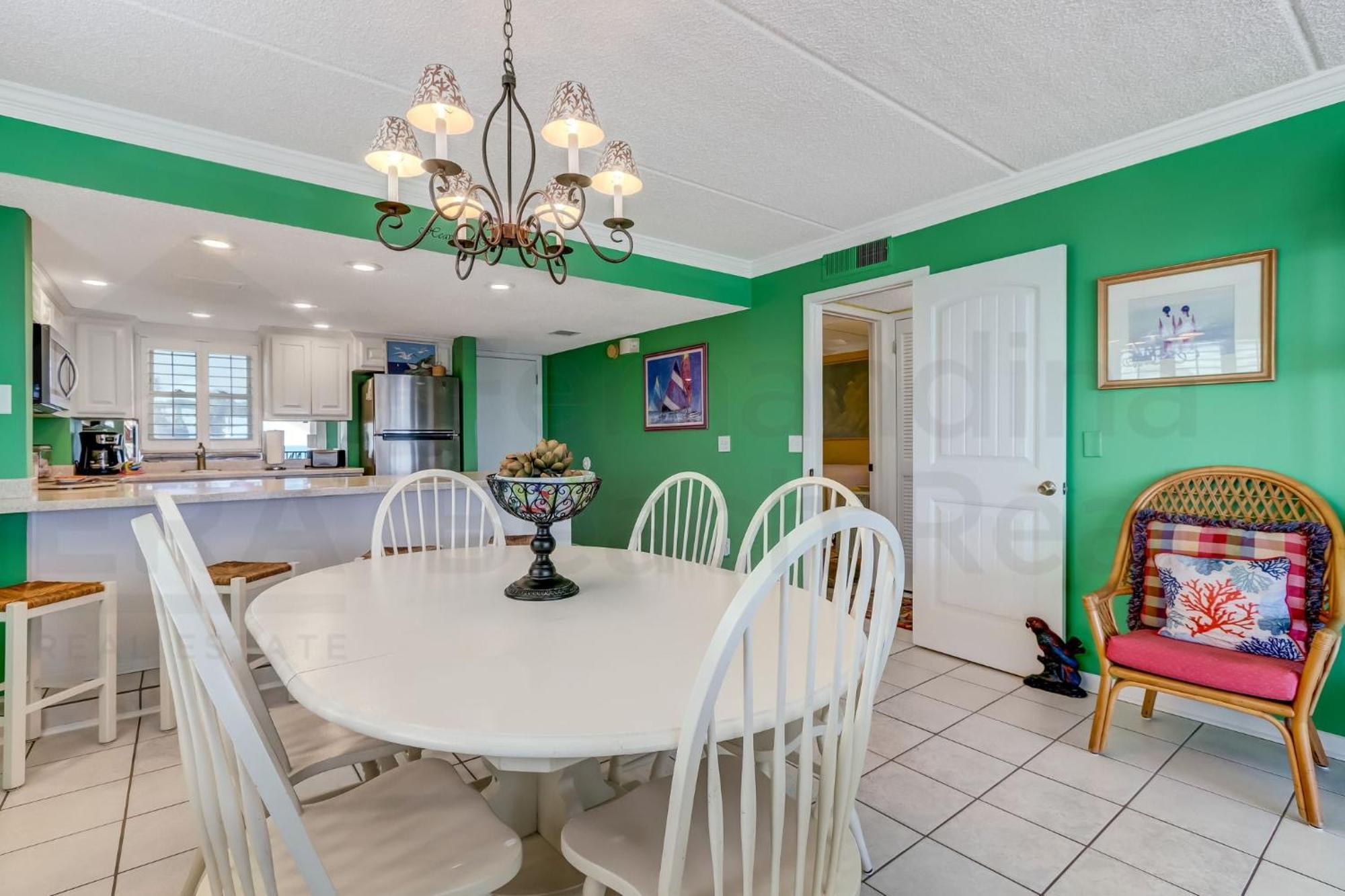 Amelia South Oceanview Apartment *