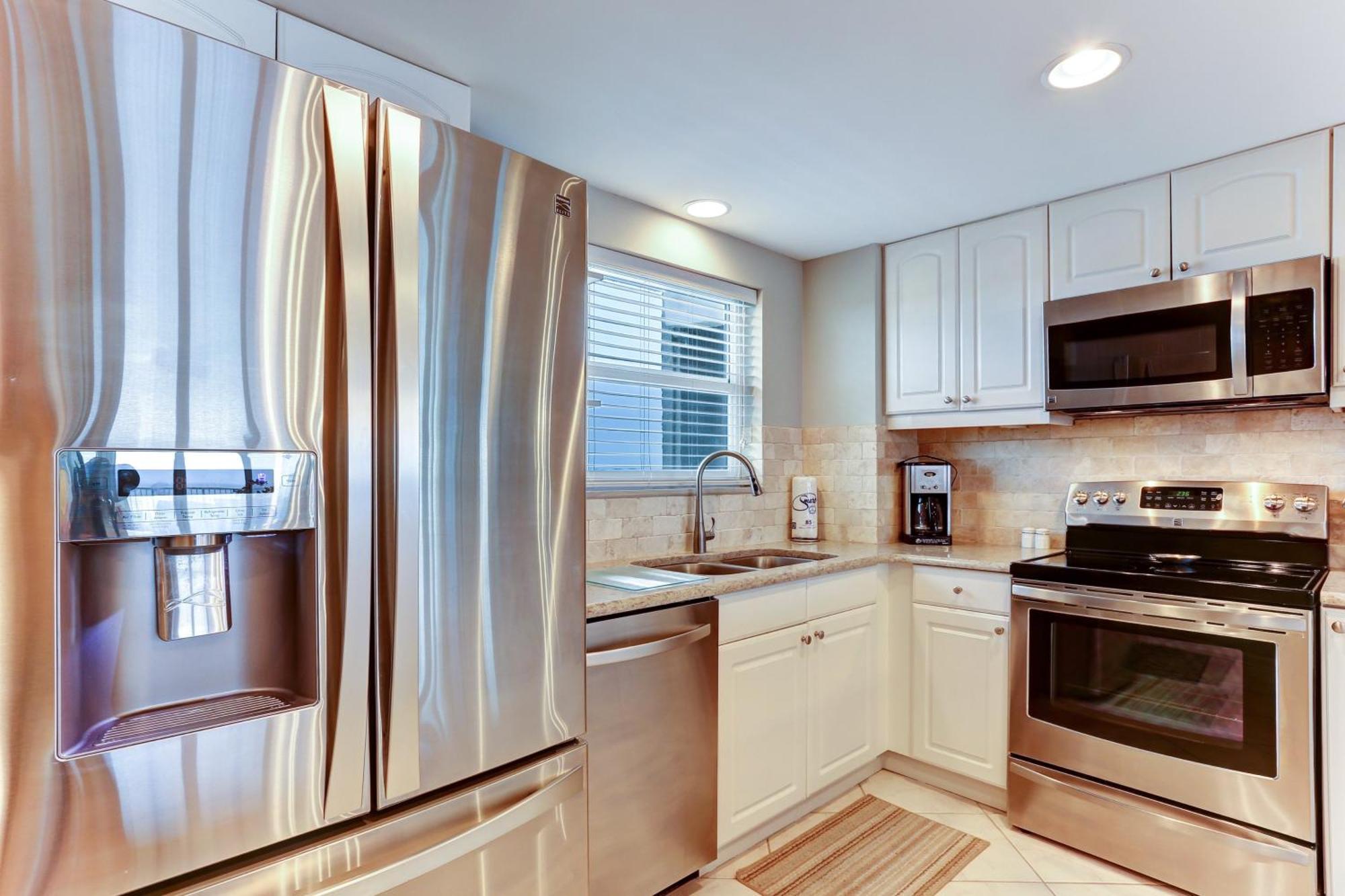 Beachview End Unit *
