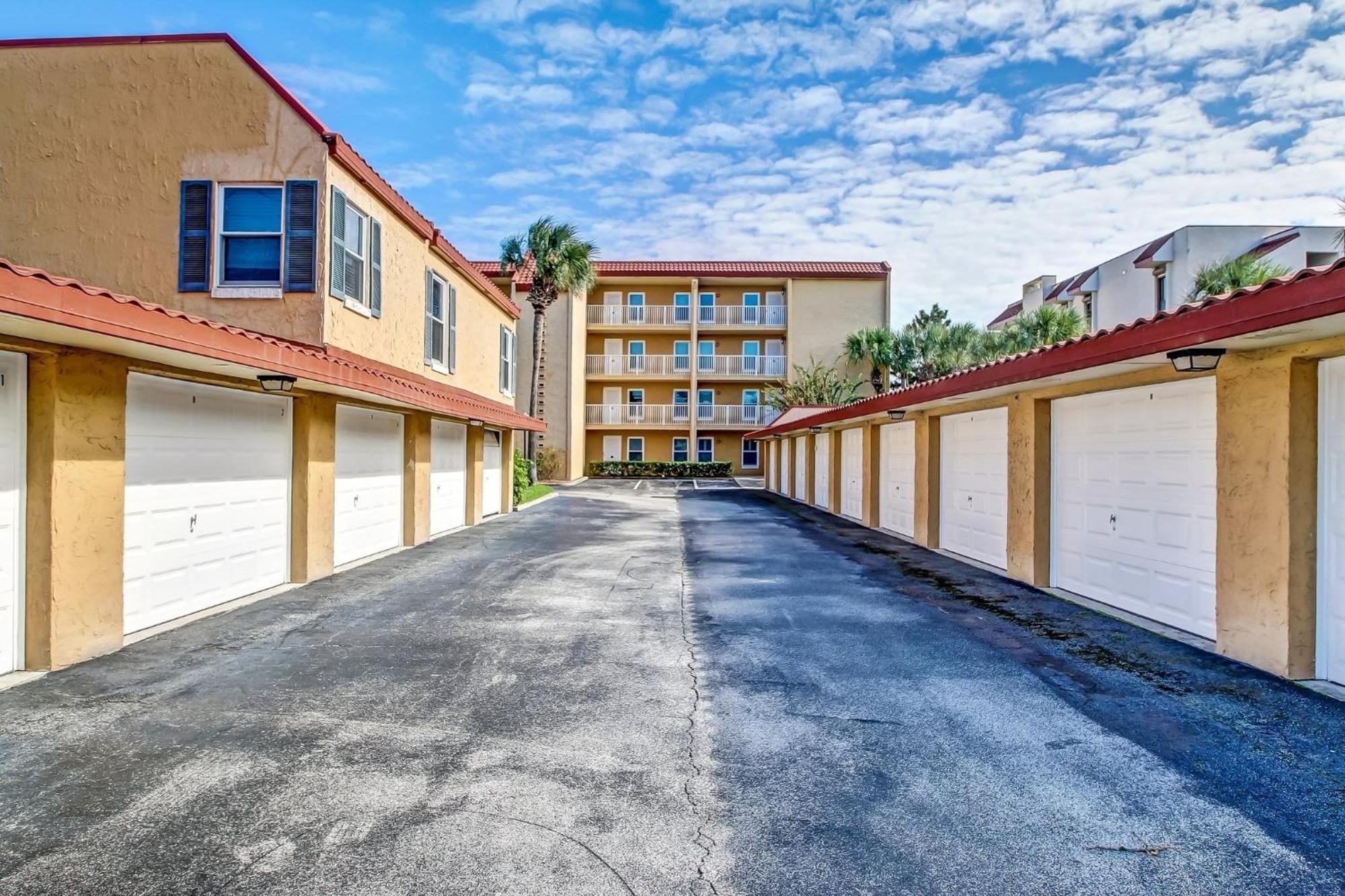 Atlantis Oceanfront Apartment Fernandina Beach