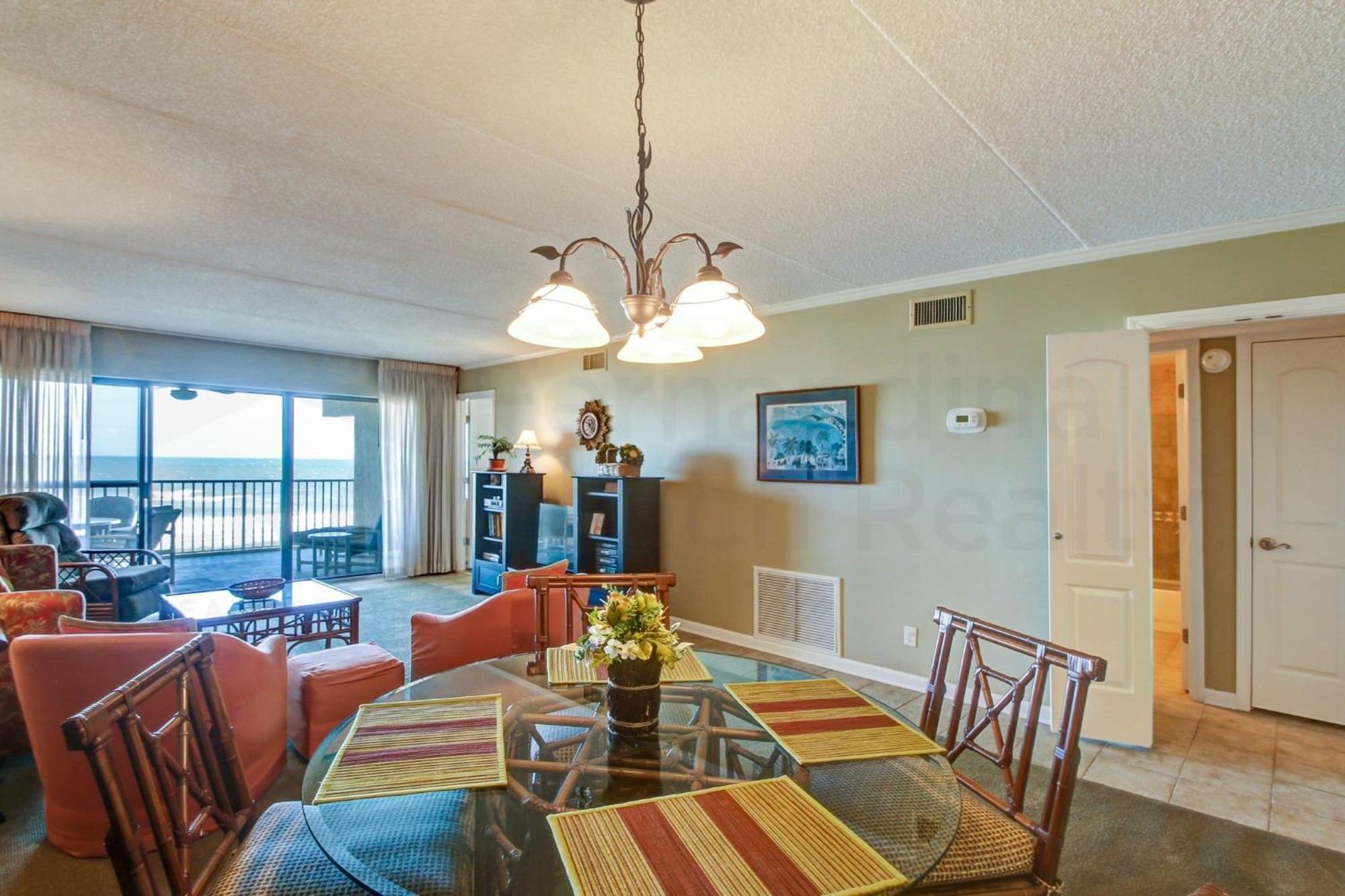 Atlantis Oceanfront * Fernandina Beach