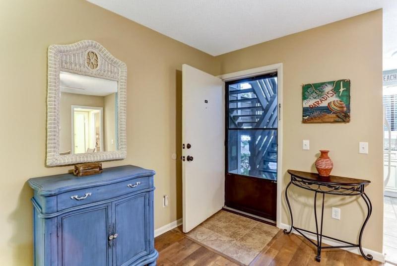 Apartment 8a Amelia Landings *
