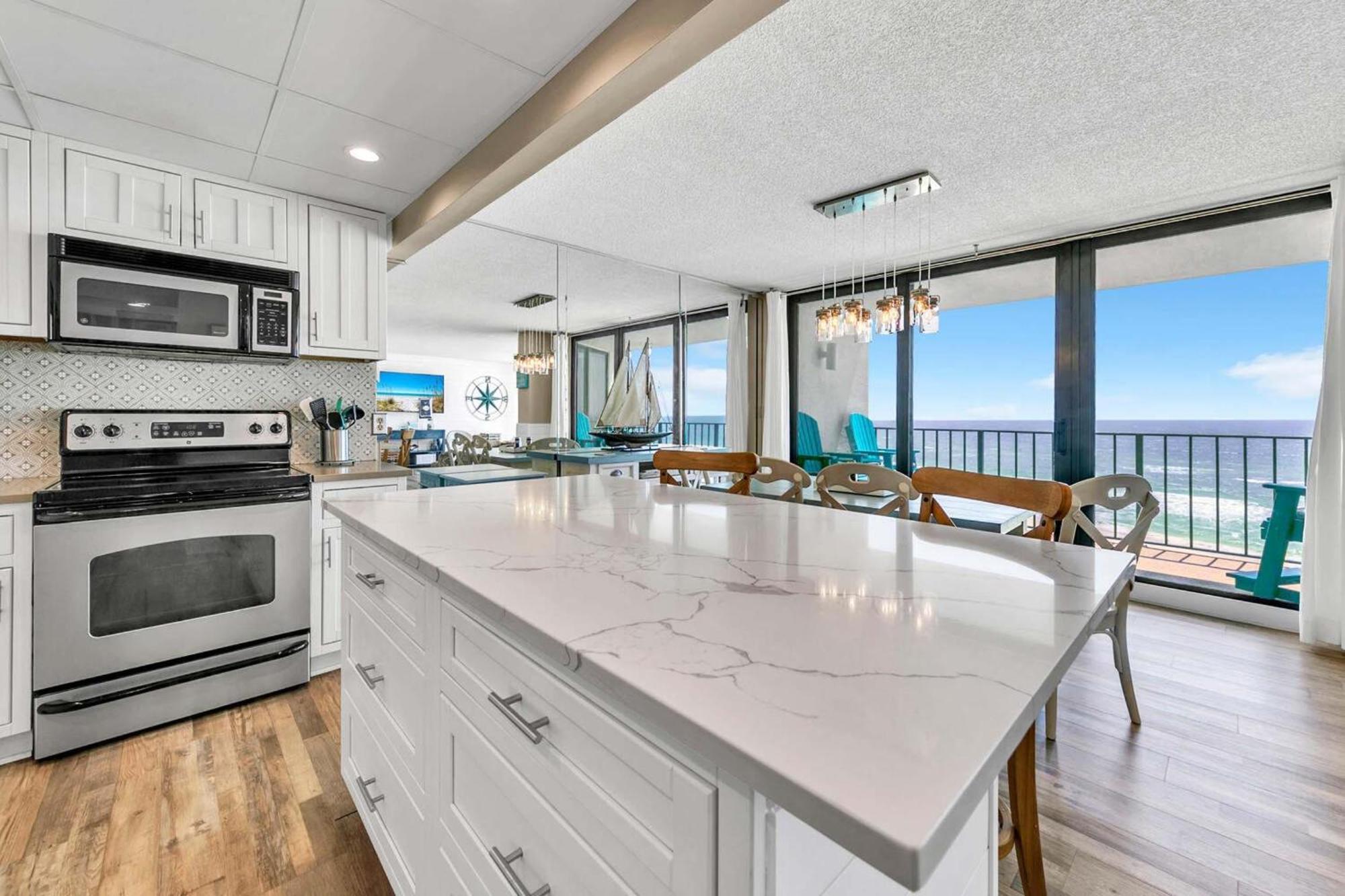 Edgewater Tower 2-611 Apartment Panama City Beach