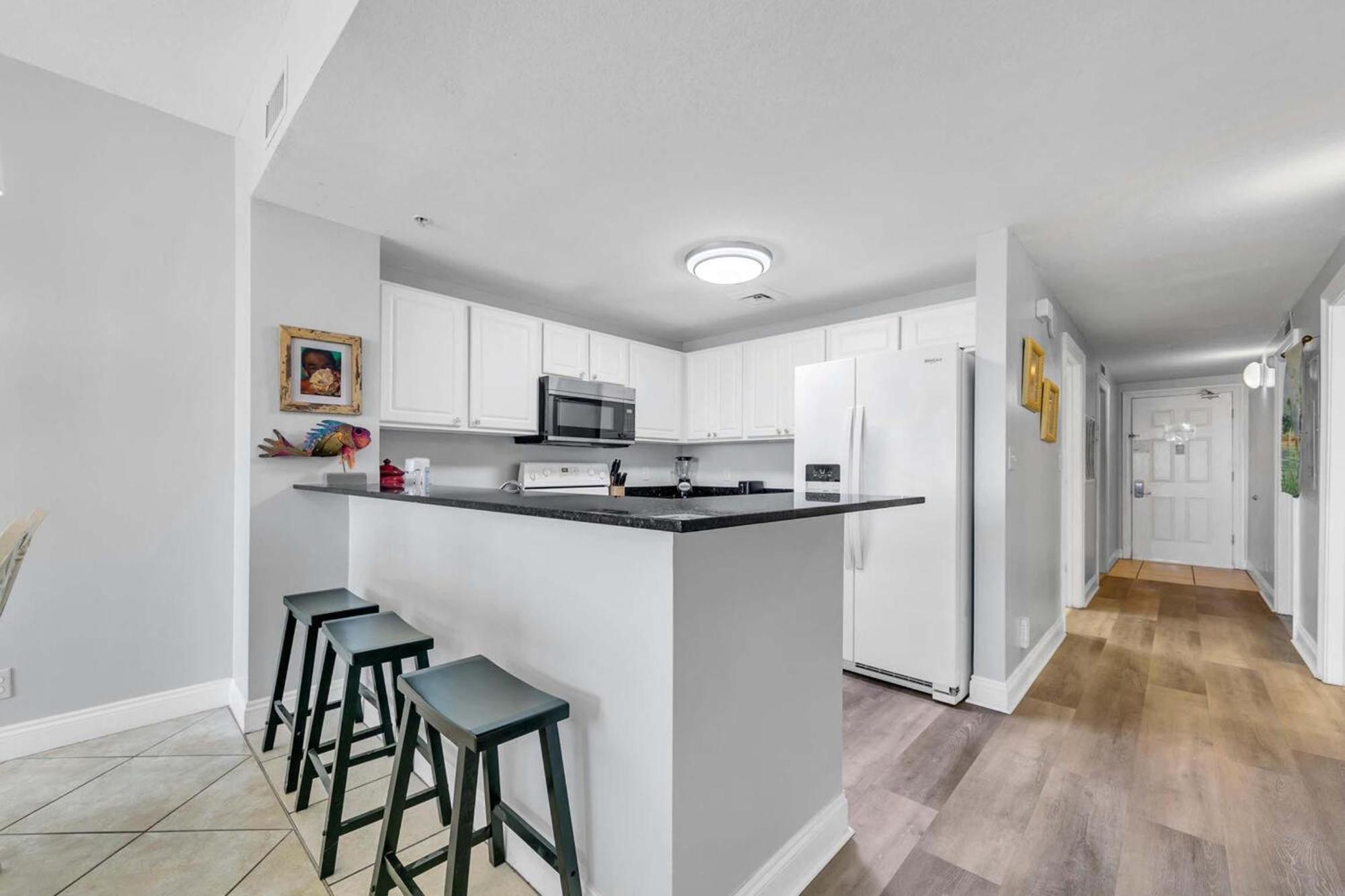 Calypso 2-504 West