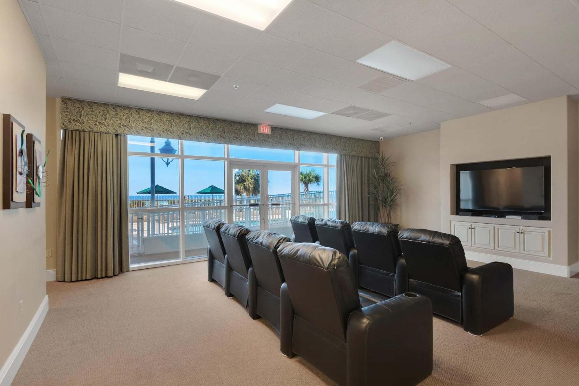 Majestic Sun 1014b- Shades Of Blue Aparthotel