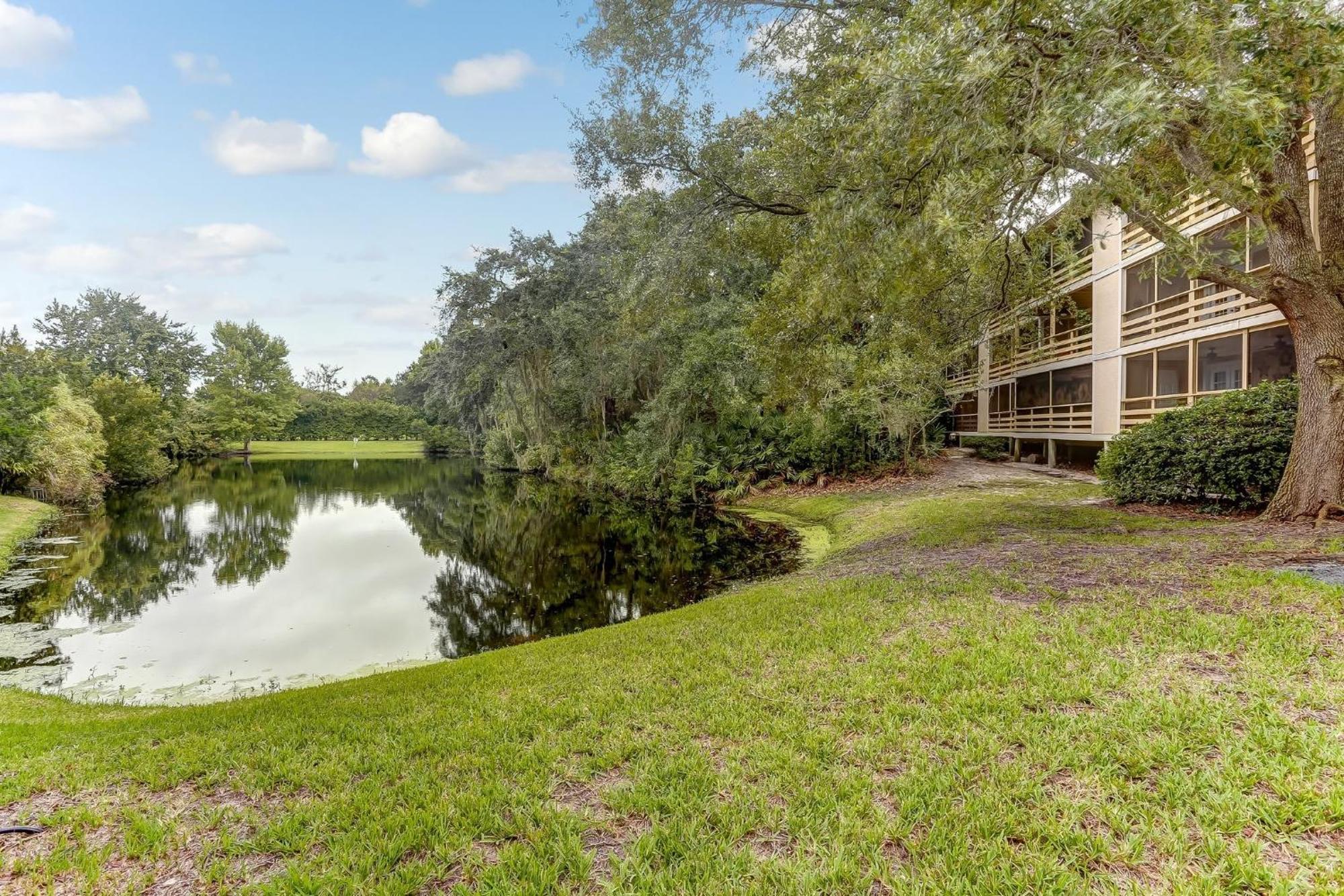 Wooded Views Seclude *