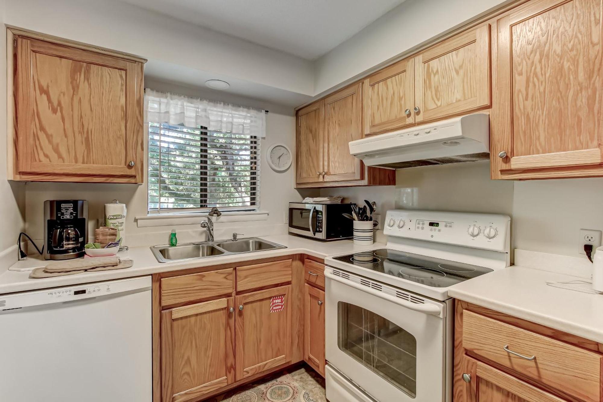 Apartment Wooded Views Seclude