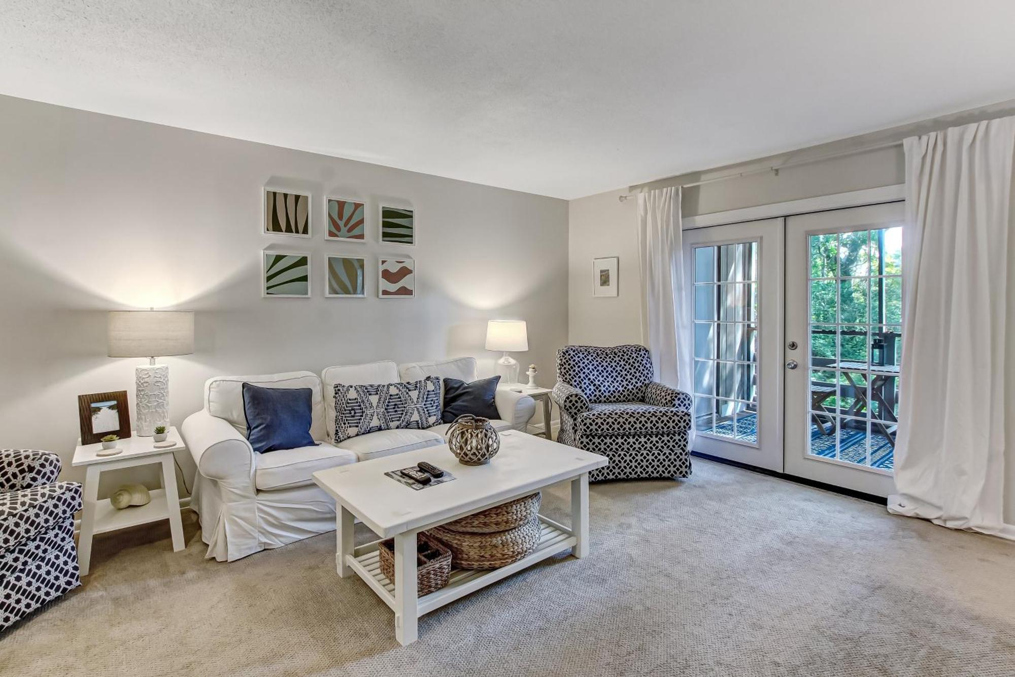 Wooded Views Seclude Apartment Fernandina Beach