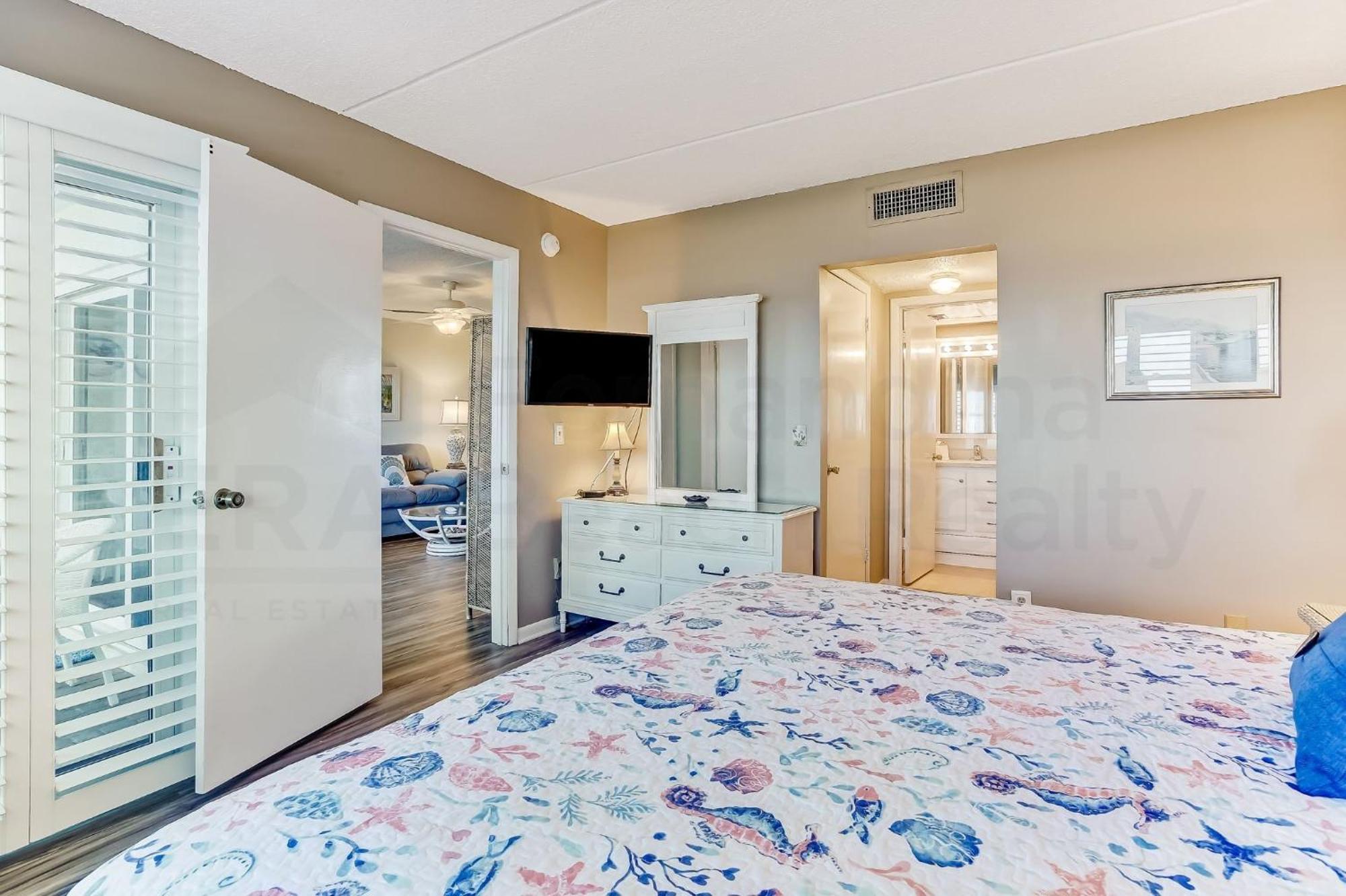 Atlantic Ocean View Apartment