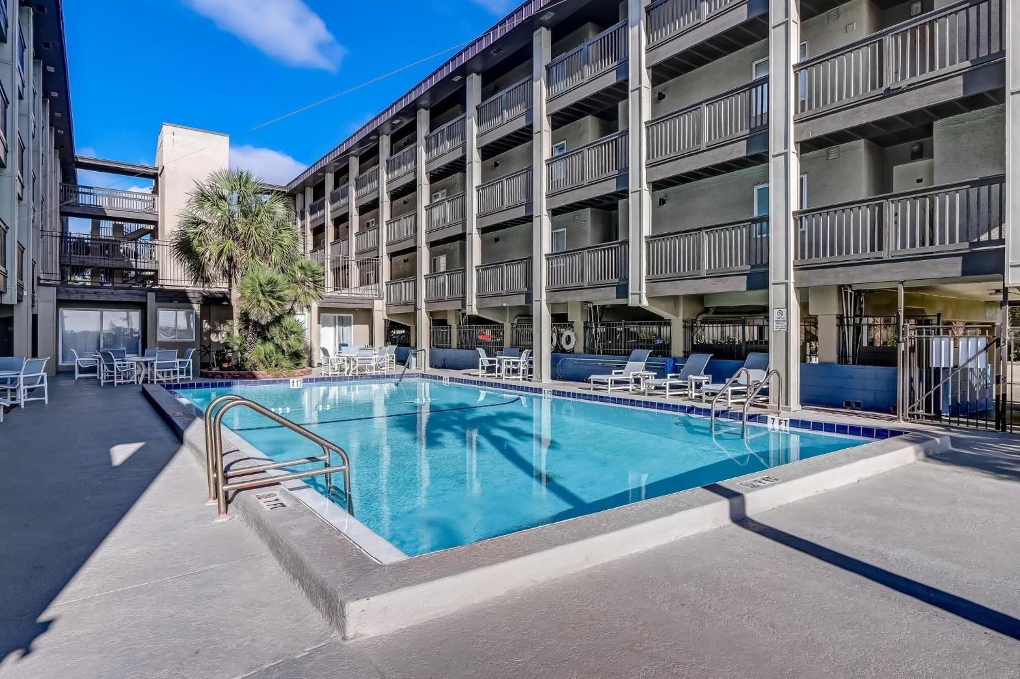 W Salt Water Pool