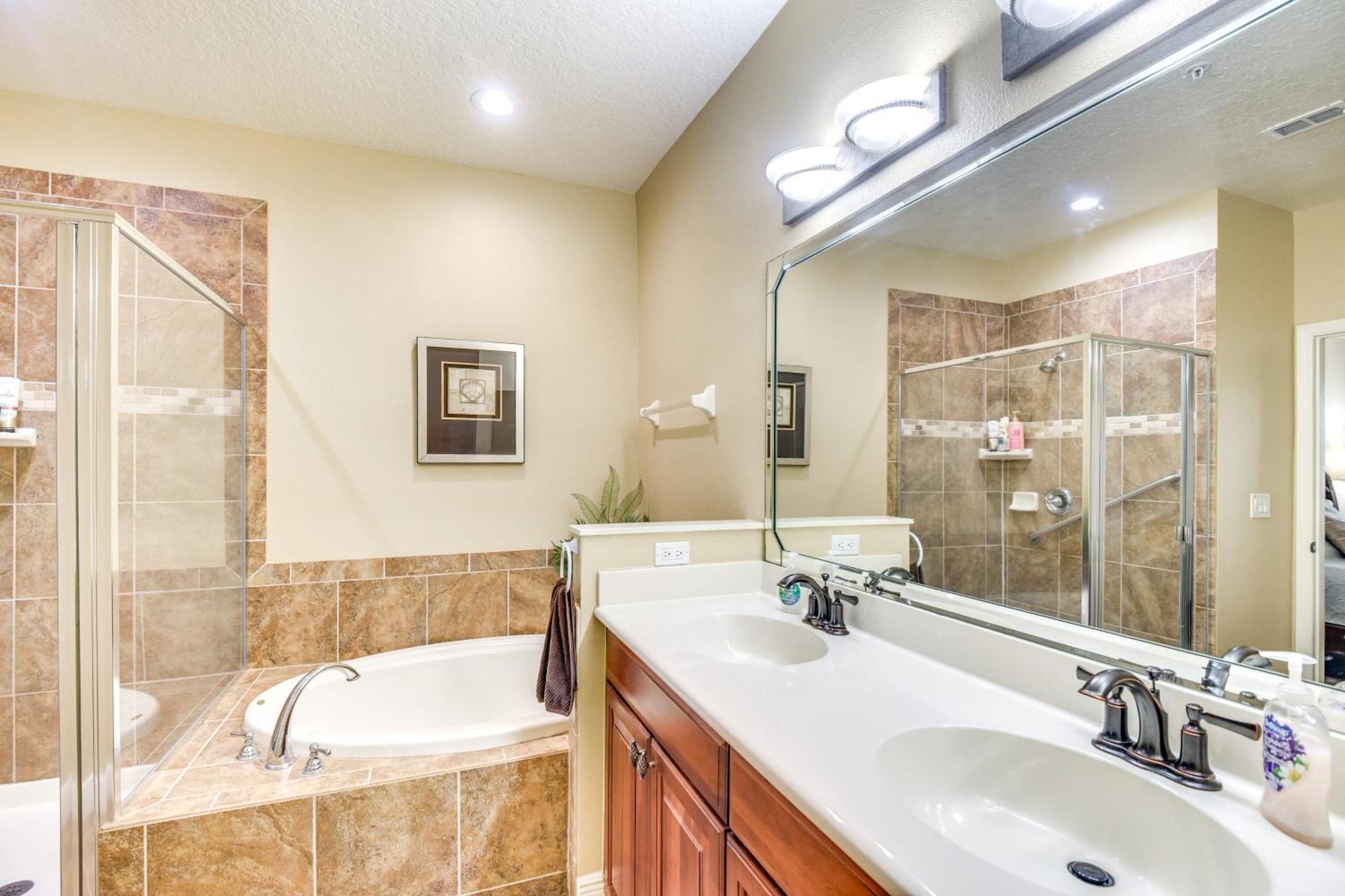 Riverfront Getaway With Amenities! Apartment *