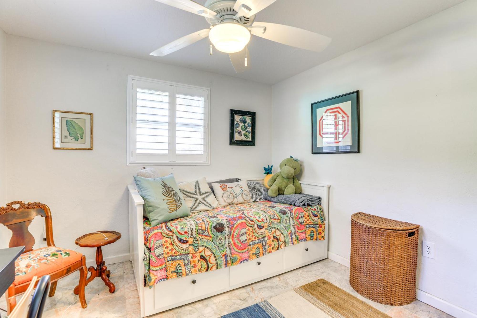 Upscale With Patio And Bbq, Walk To Holiday home Englewood