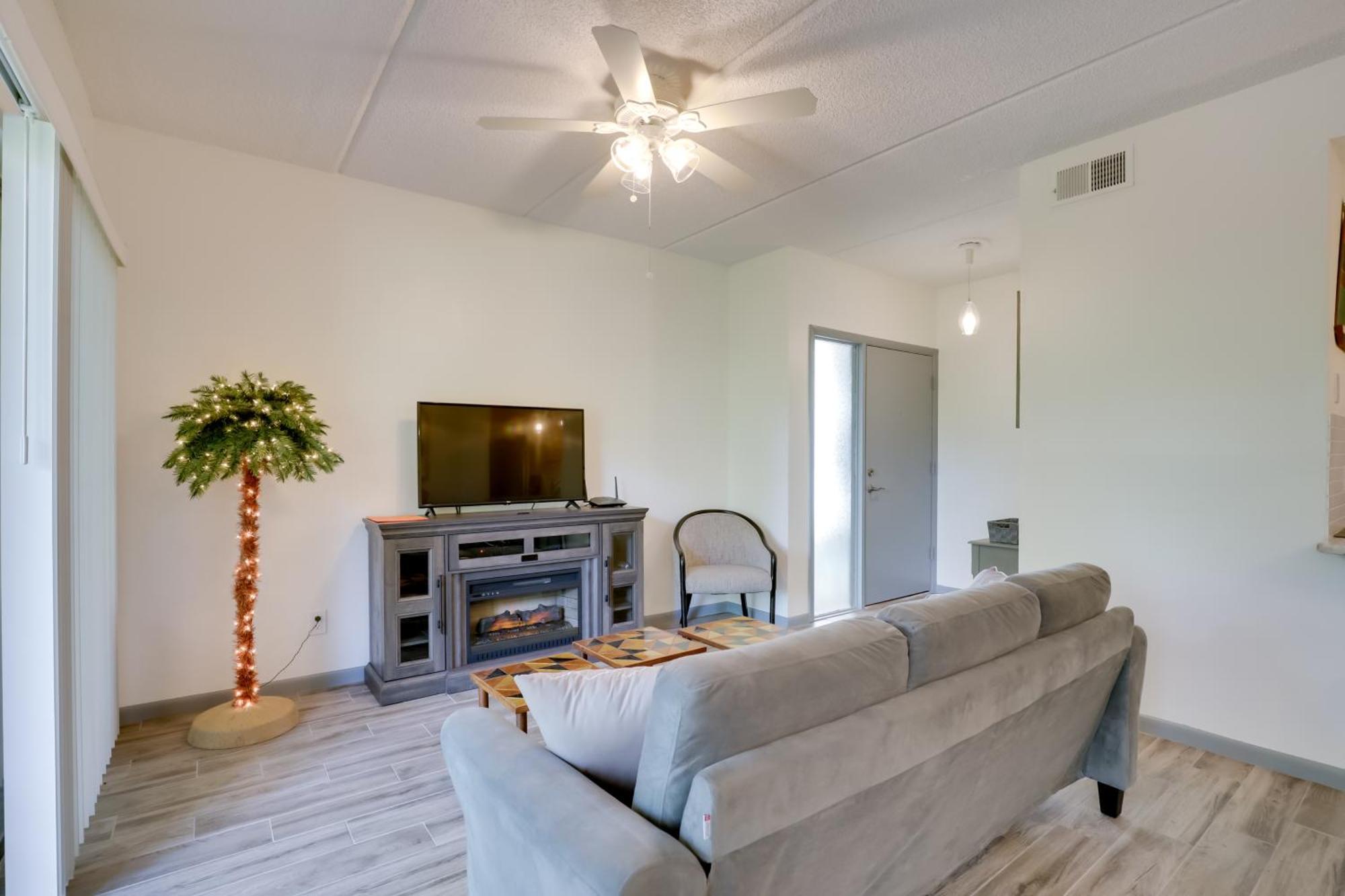 St Augustine With Screened Porch, Pool Access! Apartment St. Augustine