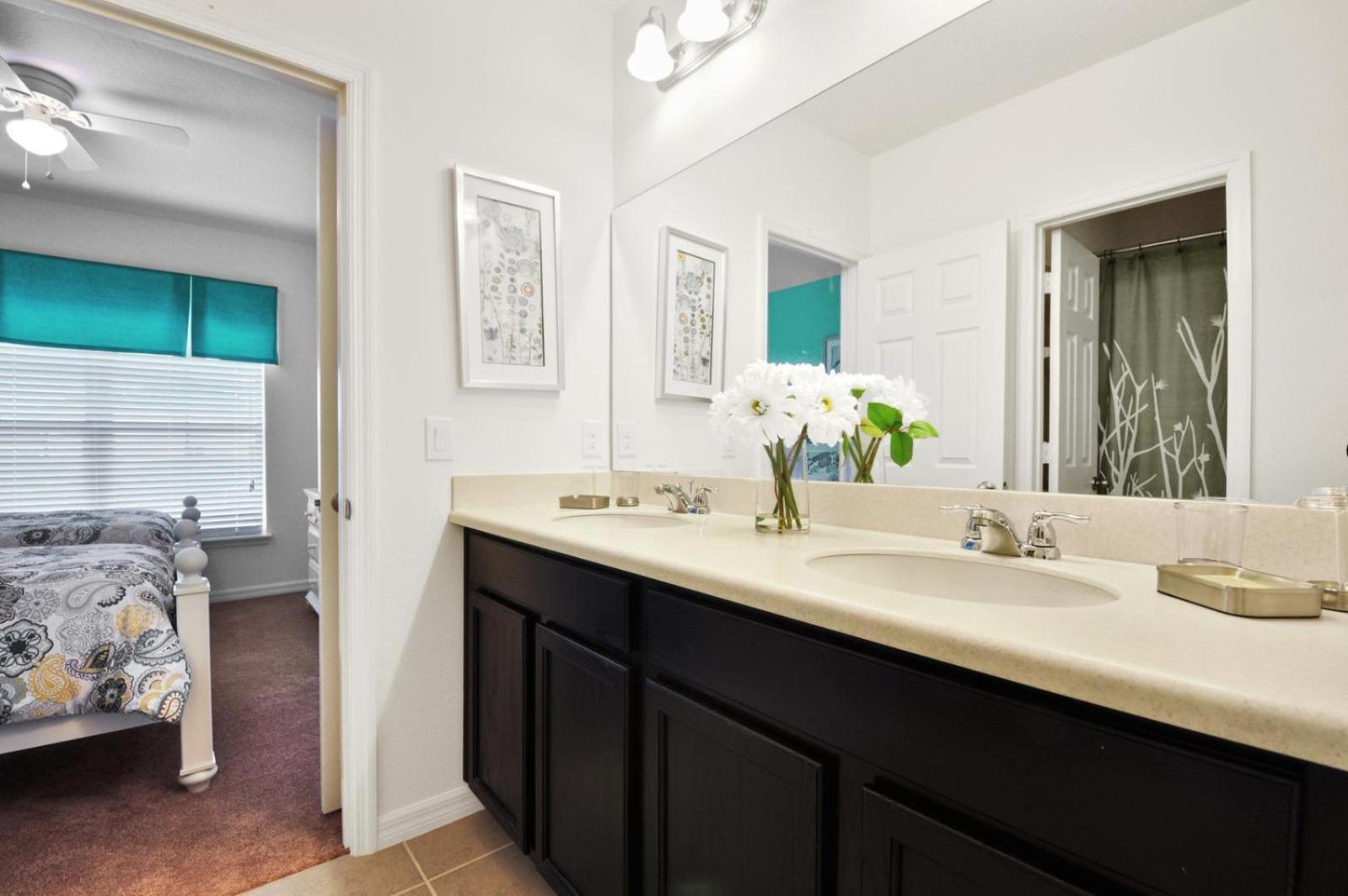 1303yc - West Haven Gated Community *