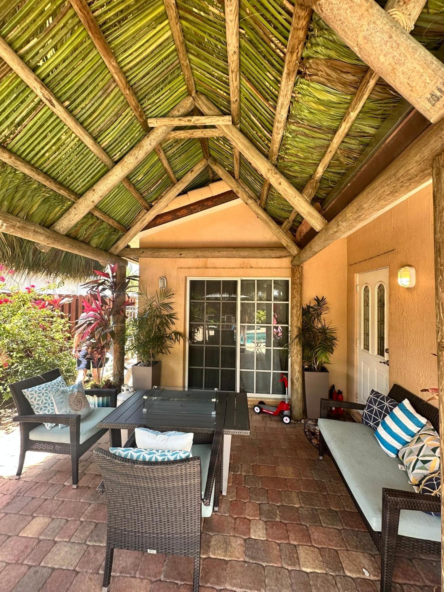 Holiday home Spaces Sunny Oasis 4br Retreat With 2 King Beds, Amazing Pool, Near South Florida Beaches Deerfield Beach