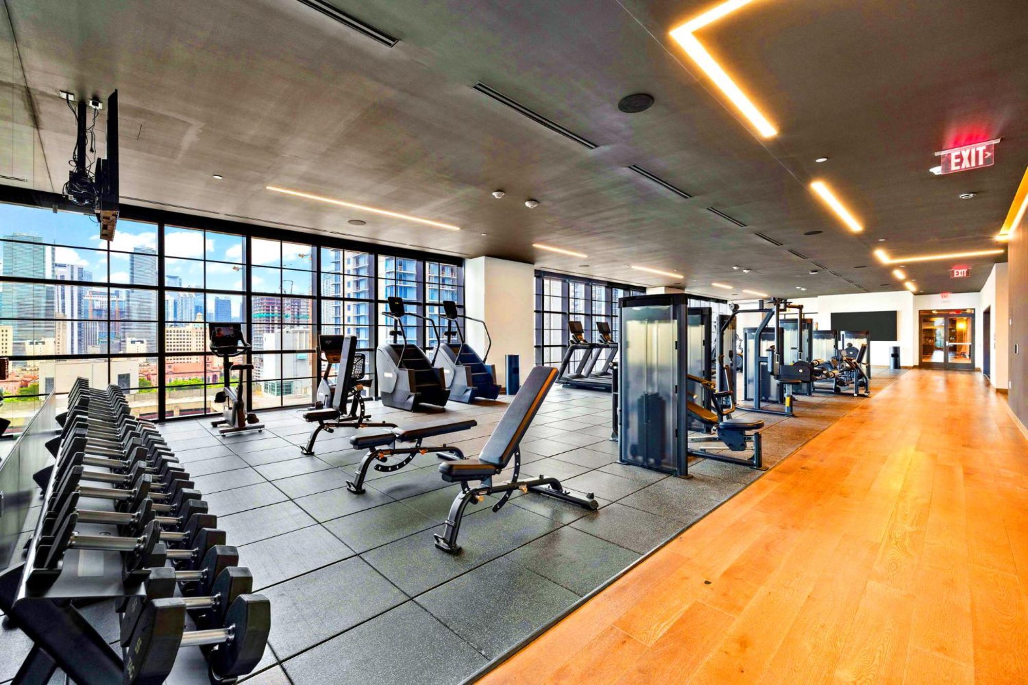 Apartment Luxury 45th-floor With Stunning Views