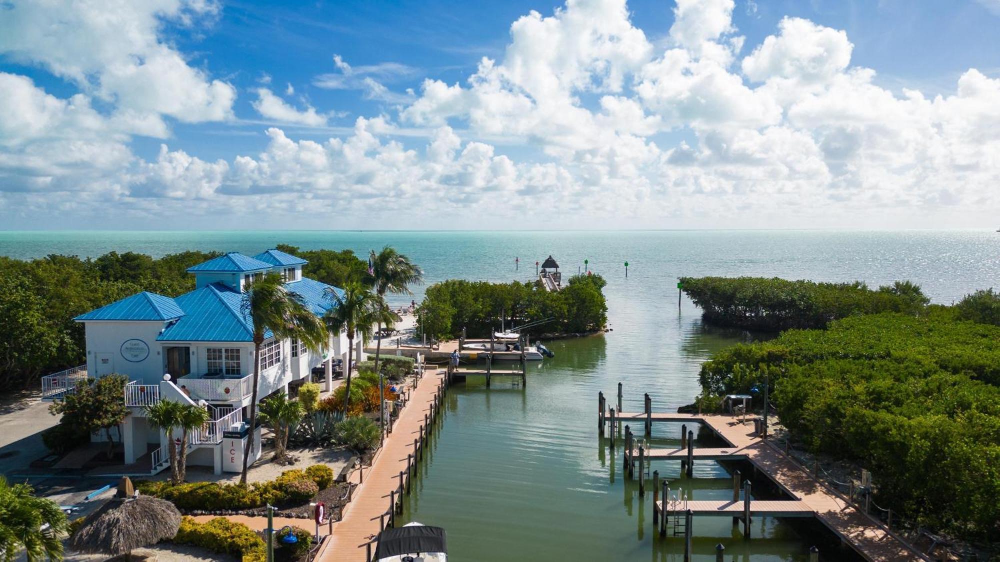 2405 Ocean Pointe Apartment