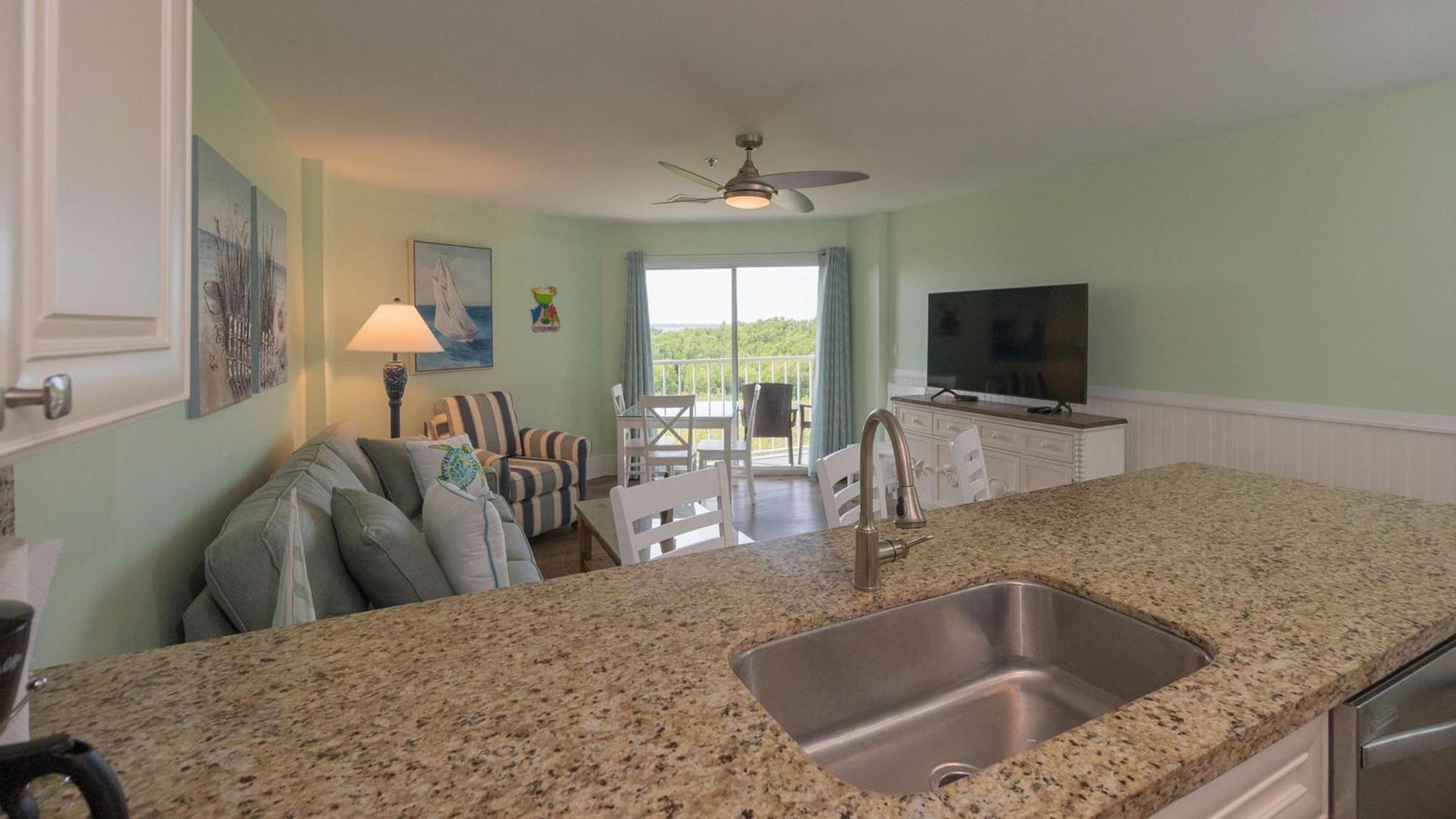Apartment 2405 Ocean Pointe *