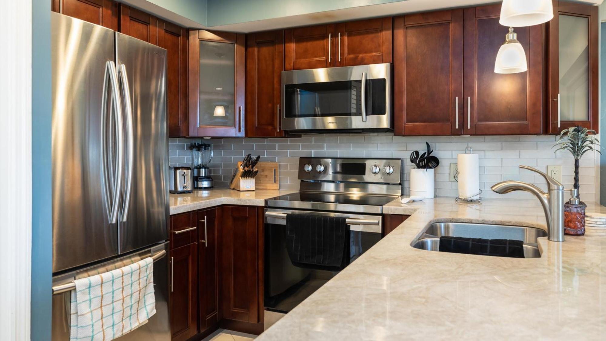 2402 Ocean Pointe