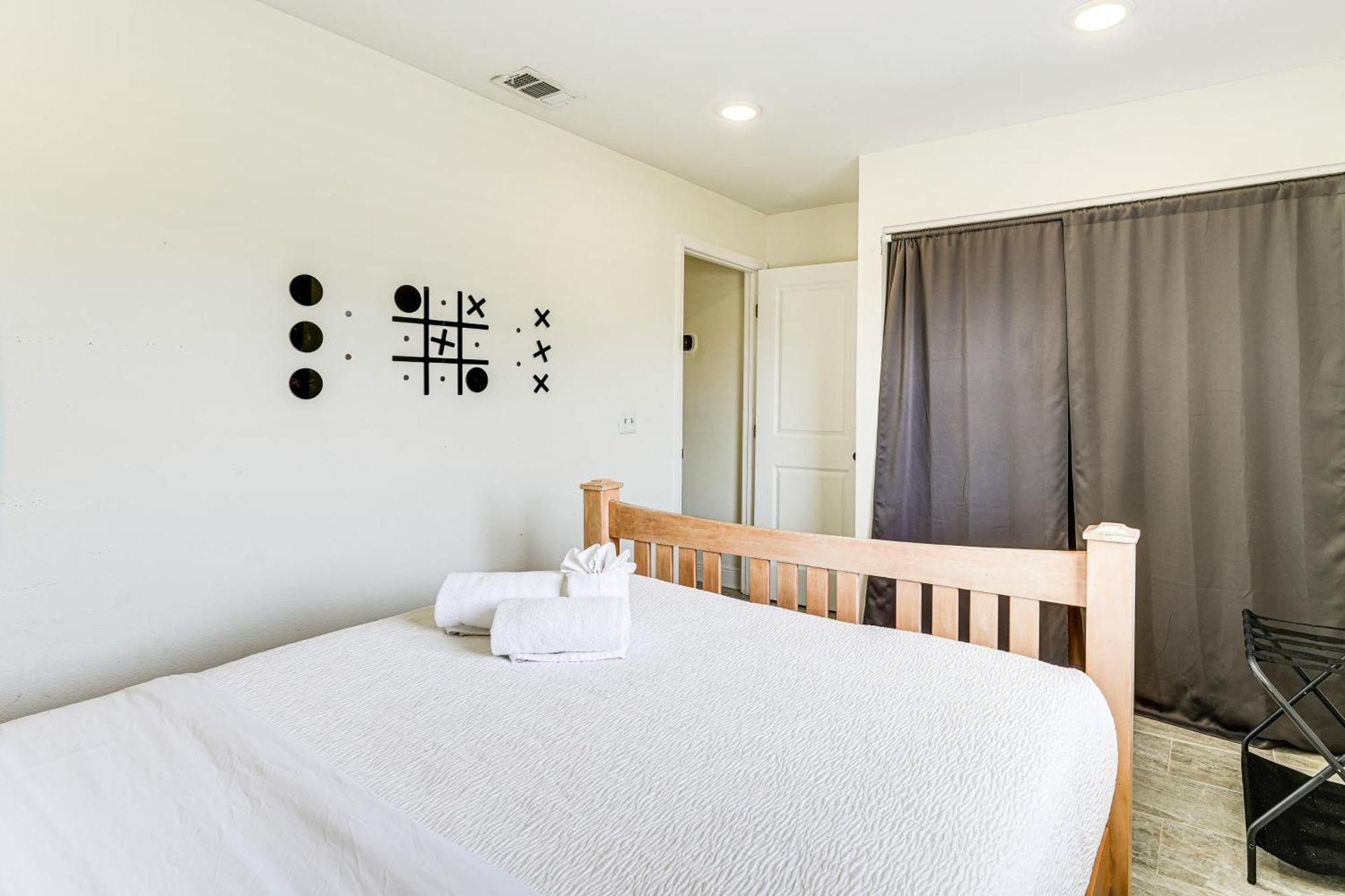 Sanctuary Near Airport And Sports Venues! Holiday home