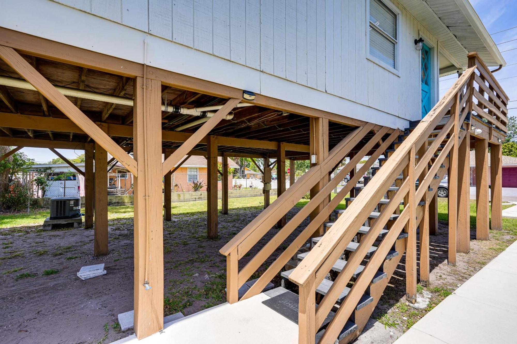 Holiday home Sanctuary Near Airport And Sports Venues! Tampa