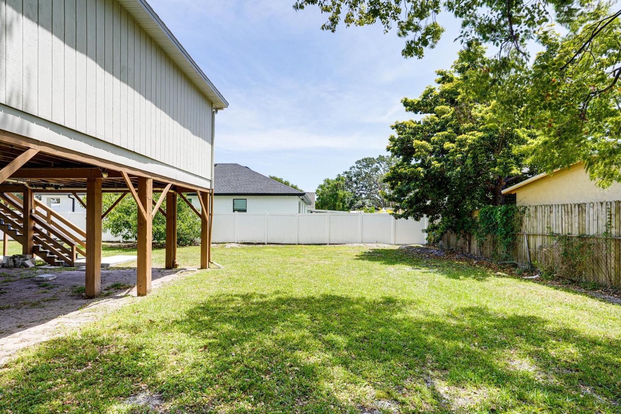 Sanctuary Near Airport And Sports Venues!