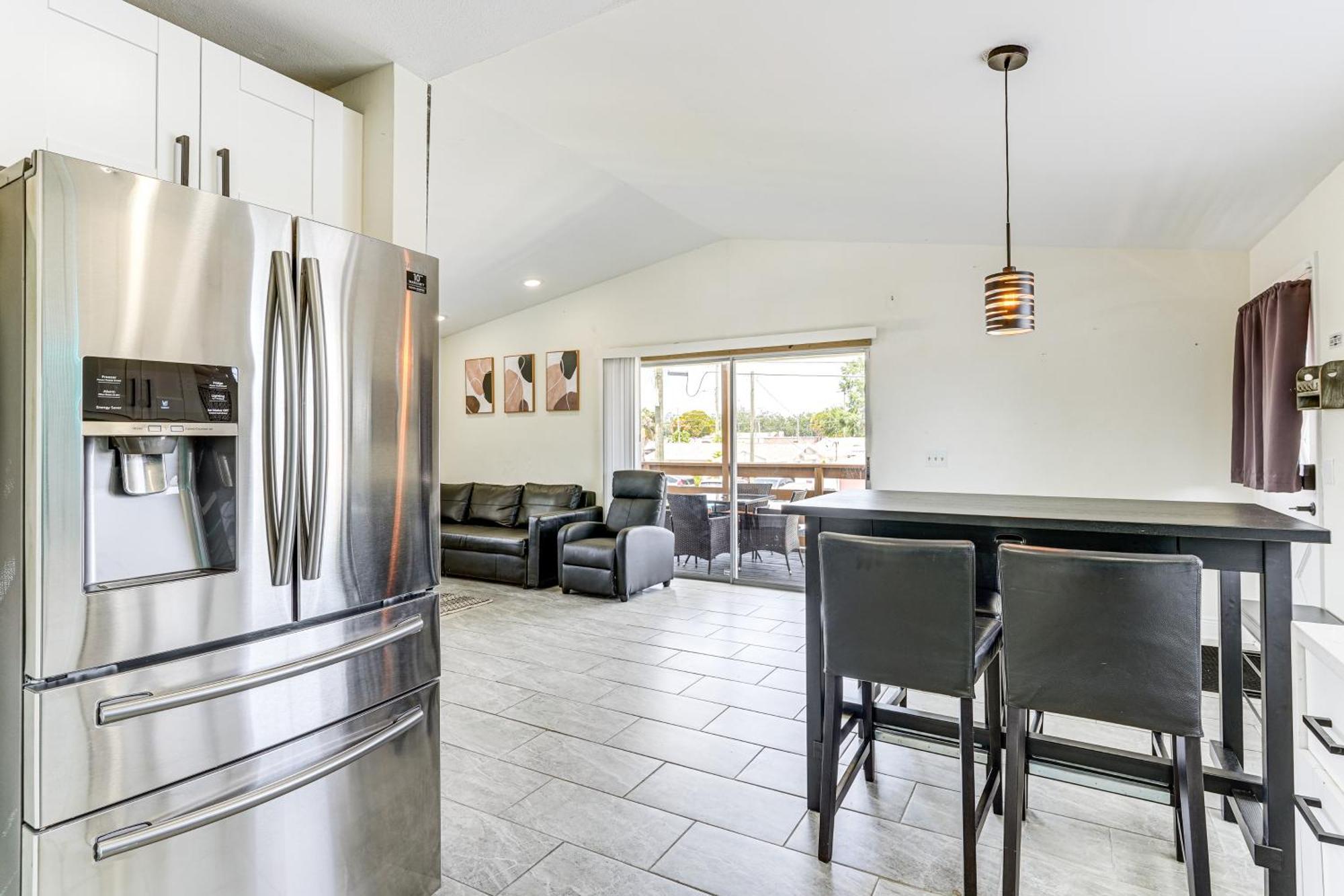 Holiday home Sanctuary Near Airport And Sports Venues! Tampa