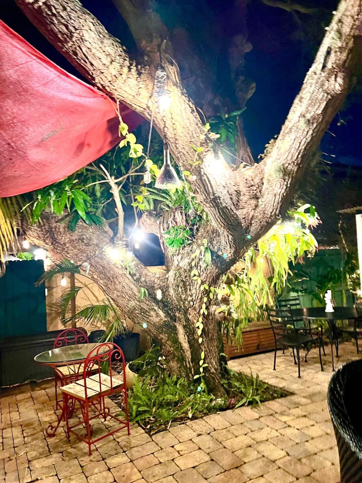 Tango Mango House With Private Hot Tub *