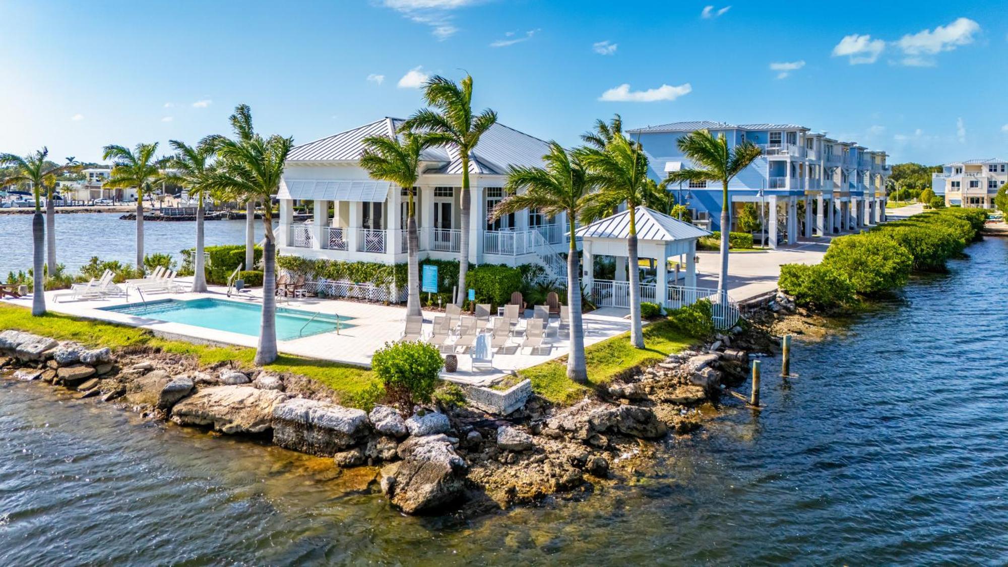 Tranquility With Privileges Holiday home