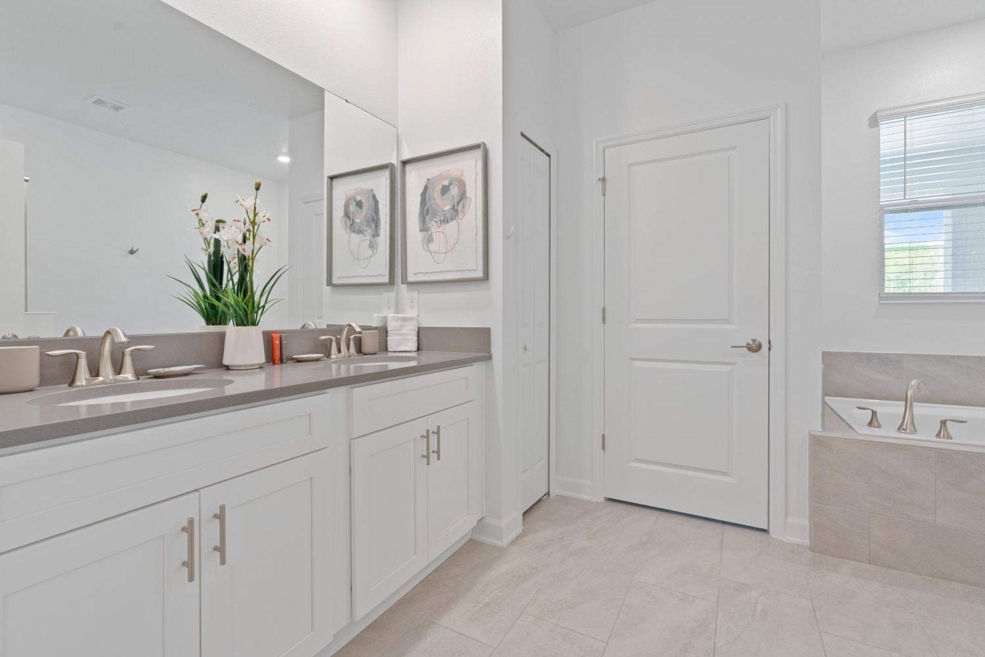 Brand New 9 Bedrooms5 Baths At Storey