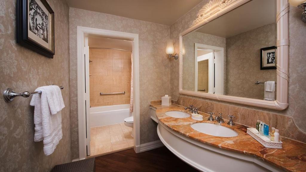 Disney's Grand Floridian And 4* Lake Buena Vista
