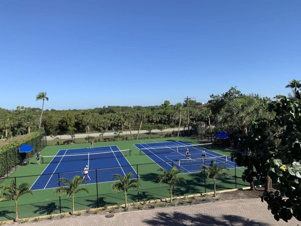 Gorgeous Gulf Front At Pointe Santo Great Amenities Sanibel
