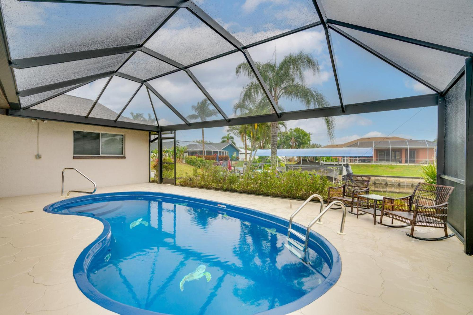 Canal-front With Dock And Lanai In Cape Coral! *